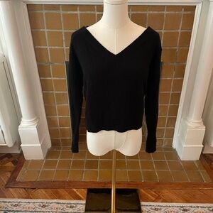 Everlane Black Cashmere Sweater